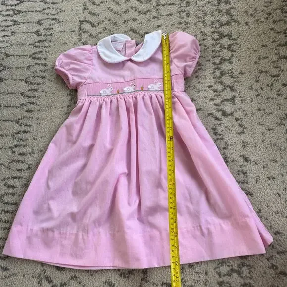 Petit Bebe Girls Easter Bunny Peter Pan Collat Smocked Dress Size 4